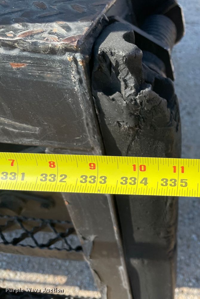 image for item MR9356 2007 GMC C7500  box truck