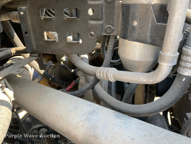 image for item MR9356 2007 GMC C7500  box truck