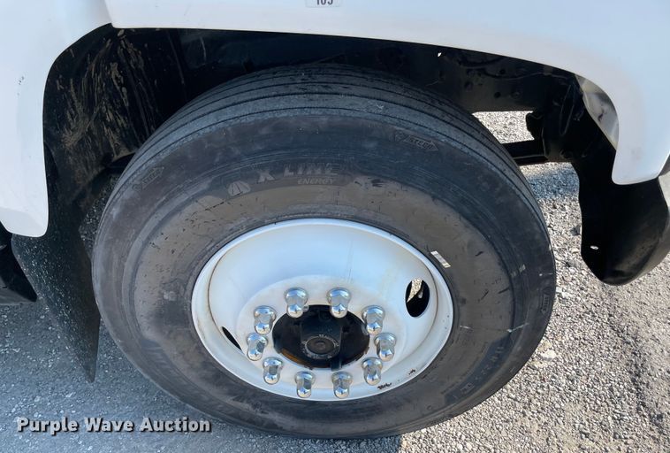 image for item MR9356 2007 GMC C7500  box truck