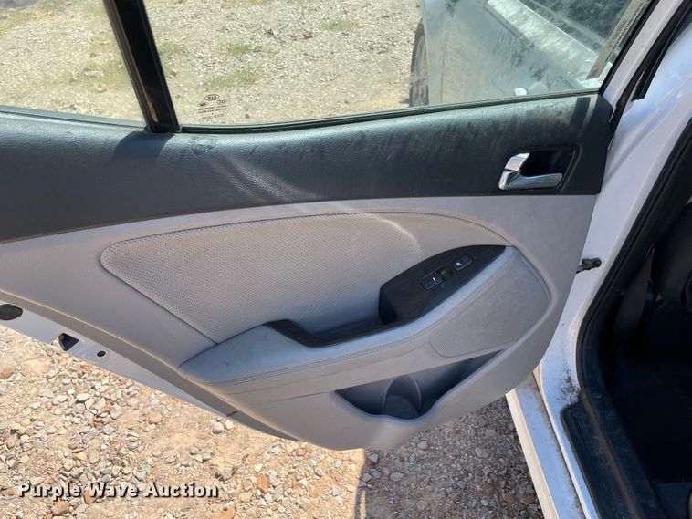 image for item MR9376 2015 Kia Optima