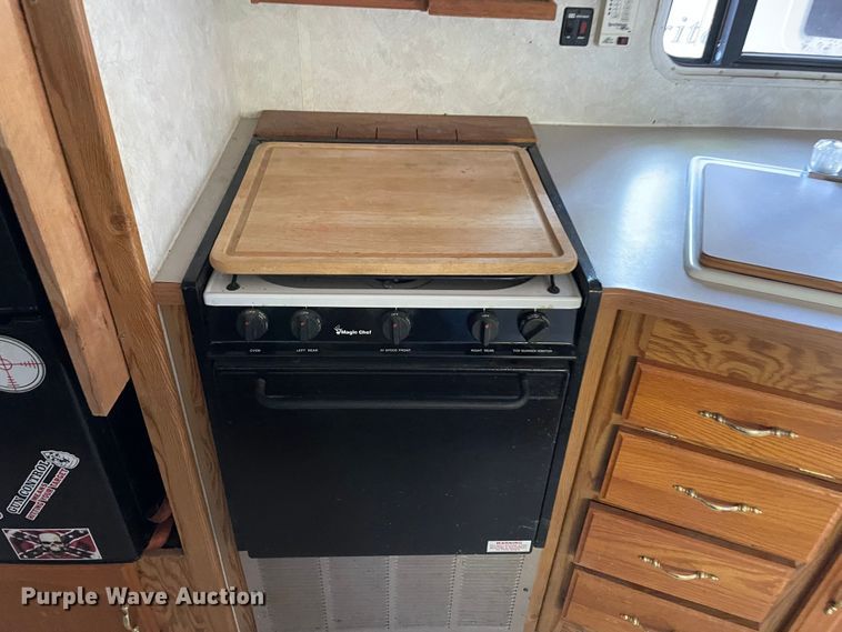 image for item MR9377 2000 Sportsman  camper