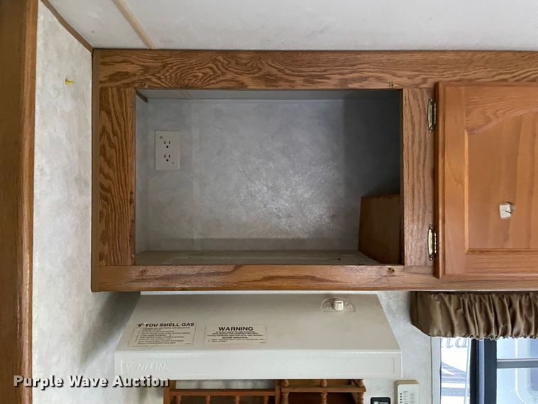 image for item MR9377 2000 Sportsman  camper