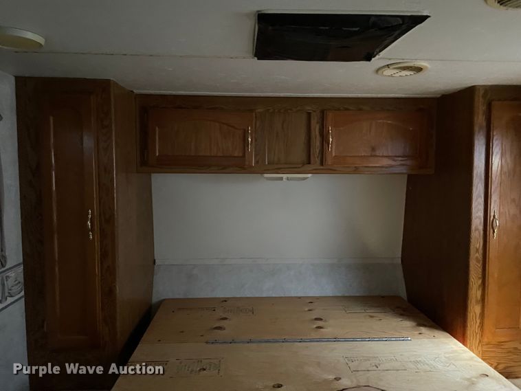 image for item MR9377 2000 Sportsman  camper