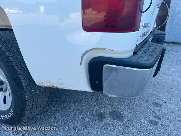 image for item MR9804 2008 Chevrolet Silverado 1500  Ext. Cab pickup truck