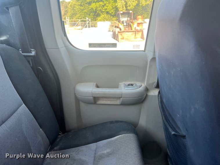 image for item MR9804 2008 Chevrolet Silverado 1500  Ext. Cab pickup truck