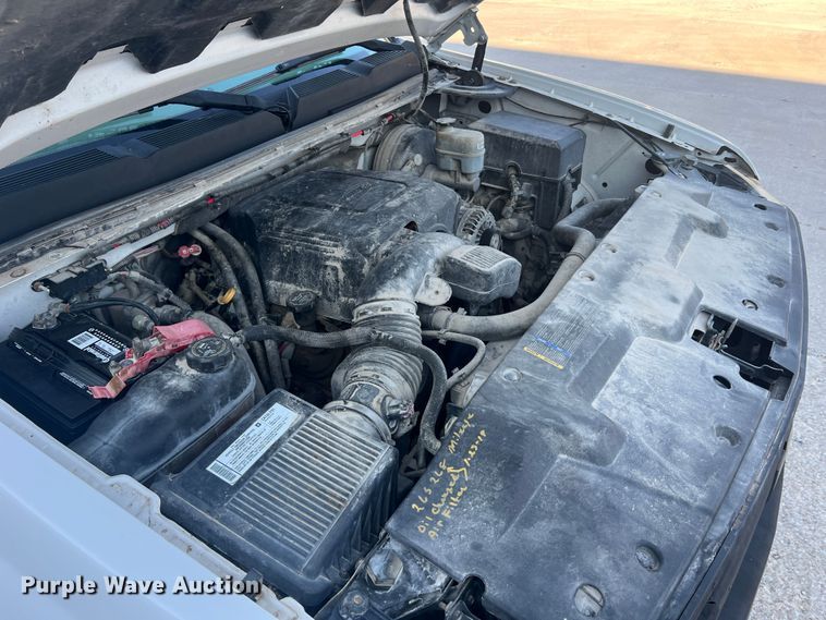 image for item MR9804 2008 Chevrolet Silverado 1500  Ext. Cab pickup truck