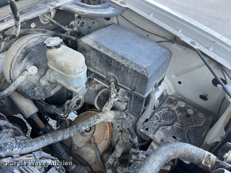 image for item MR9804 2008 Chevrolet Silverado 1500  Ext. Cab pickup truck