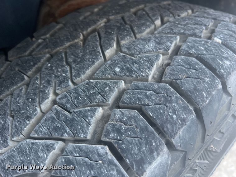 image for item MR9804 2008 Chevrolet Silverado 1500  Ext. Cab pickup truck