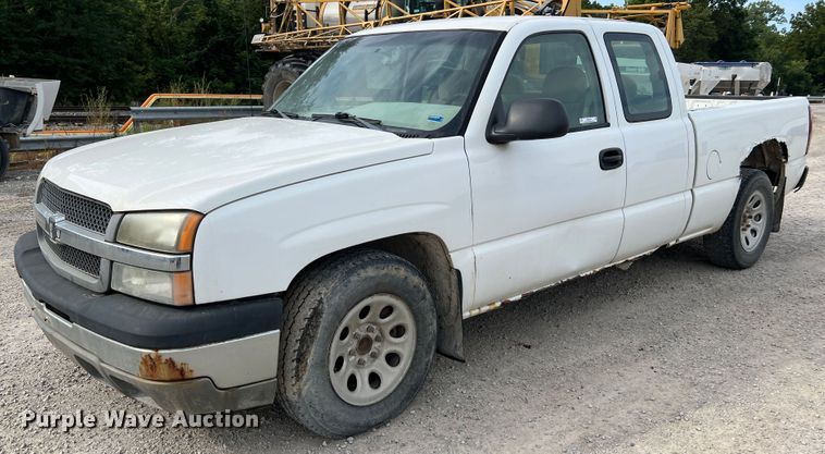 image for item MR9849 2005 Chevrolet Silverado  1500  Ext. Cab pickup truck