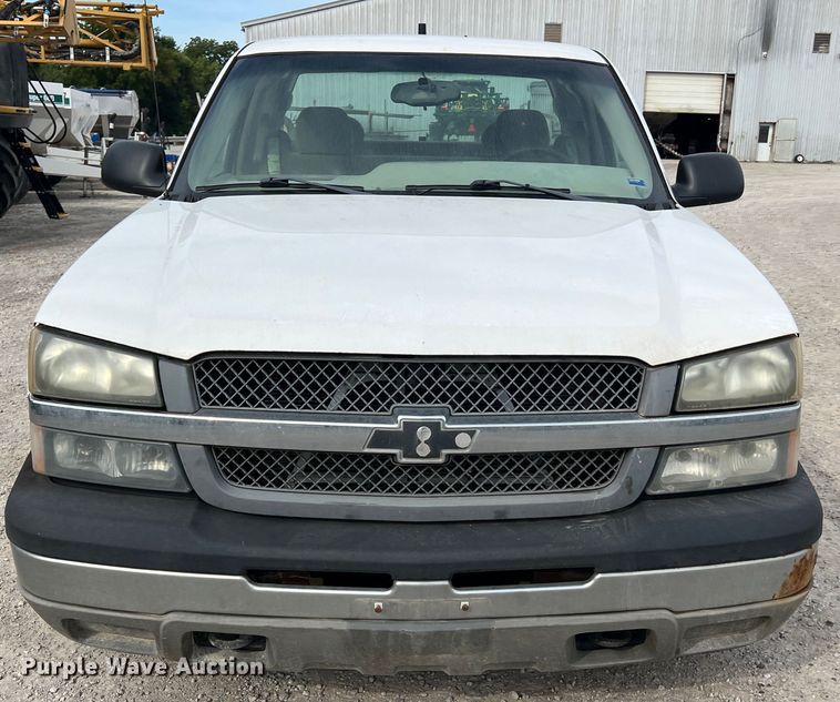 image for item MR9849 2005 Chevrolet Silverado  1500  Ext. Cab pickup truck