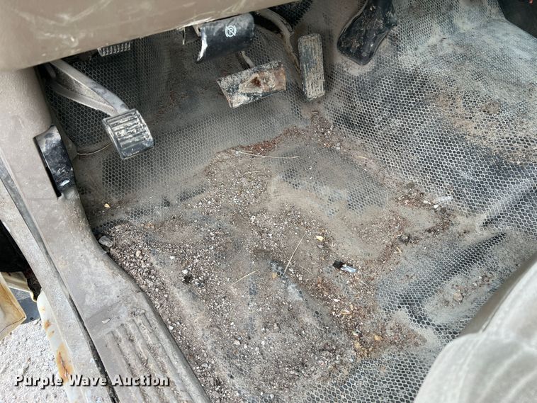 image for item MR9849 2005 Chevrolet Silverado  1500  Ext. Cab pickup truck