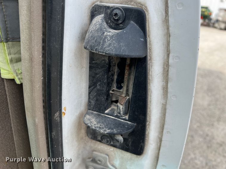 image for item MR9849 2005 Chevrolet Silverado  1500  Ext. Cab pickup truck