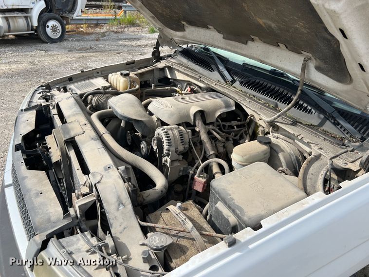 image for item MR9849 2005 Chevrolet Silverado  1500  Ext. Cab pickup truck