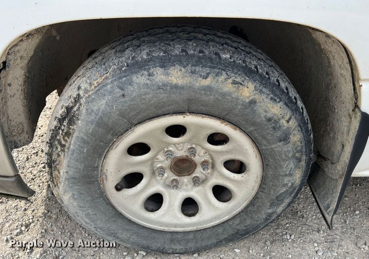 image for item MR9849 2005 Chevrolet Silverado  1500  Ext. Cab pickup truck