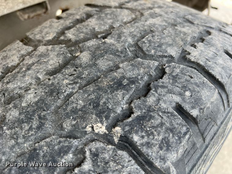 image for item MR9849 2005 Chevrolet Silverado  1500  Ext. Cab pickup truck