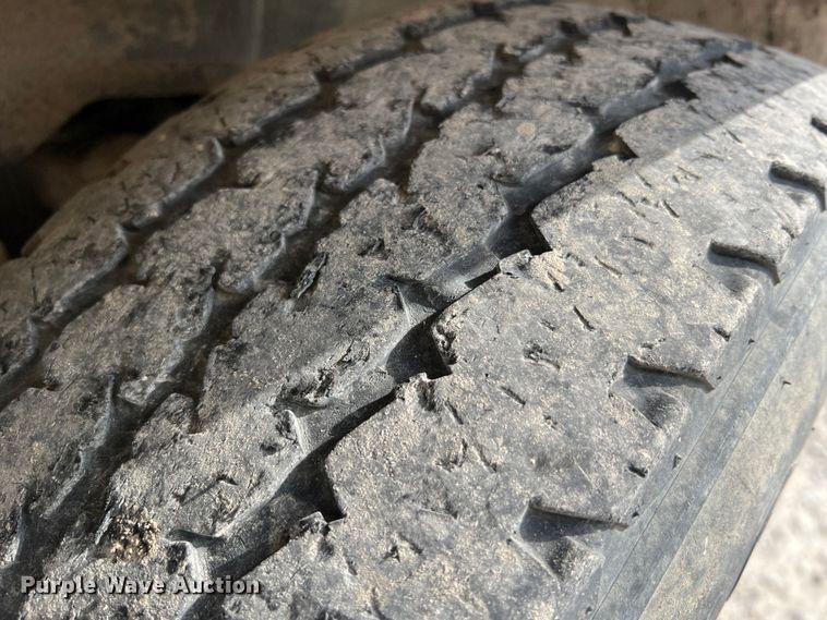 image for item MR9849 2005 Chevrolet Silverado  1500  Ext. Cab pickup truck