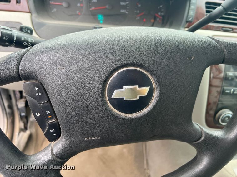 image for item MR9858 2006 Chevrolet Impala LS