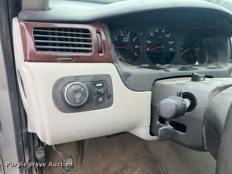 image for item MR9858 2006 Chevrolet Impala LS