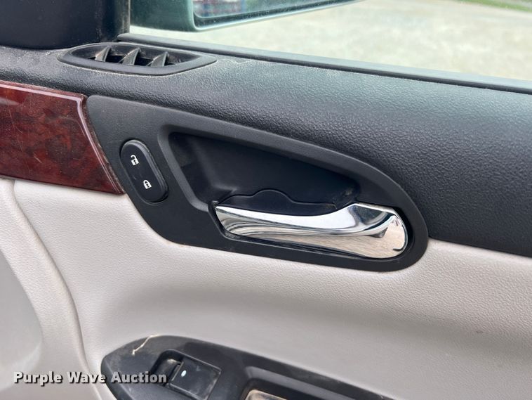 image for item MR9858 2006 Chevrolet Impala LS