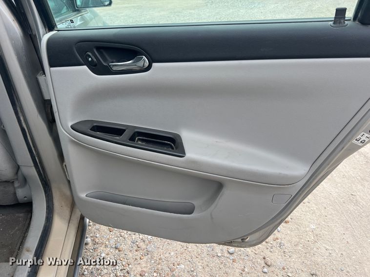 image for item MR9858 2006 Chevrolet Impala LS