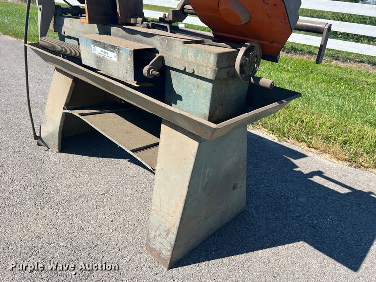 image for item MR9876 Dayton  band saw