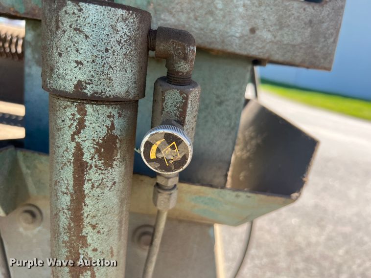 image for item MR9876 Dayton  band saw