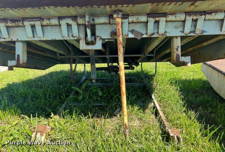 image for item MR9877 (3) Rite Hite adjustable dock levelers