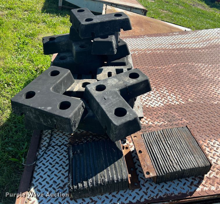 image for item MR9877 (3) Rite Hite adjustable dock levelers