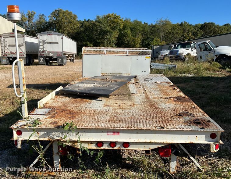 image for item MR9917 Flat bed