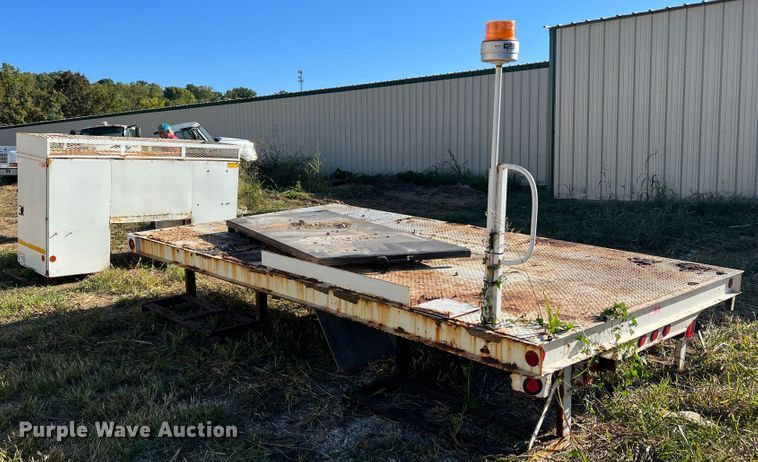 image for item MR9917 Flat bed