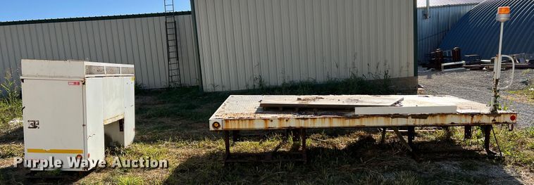 image for item MR9917 Flat bed