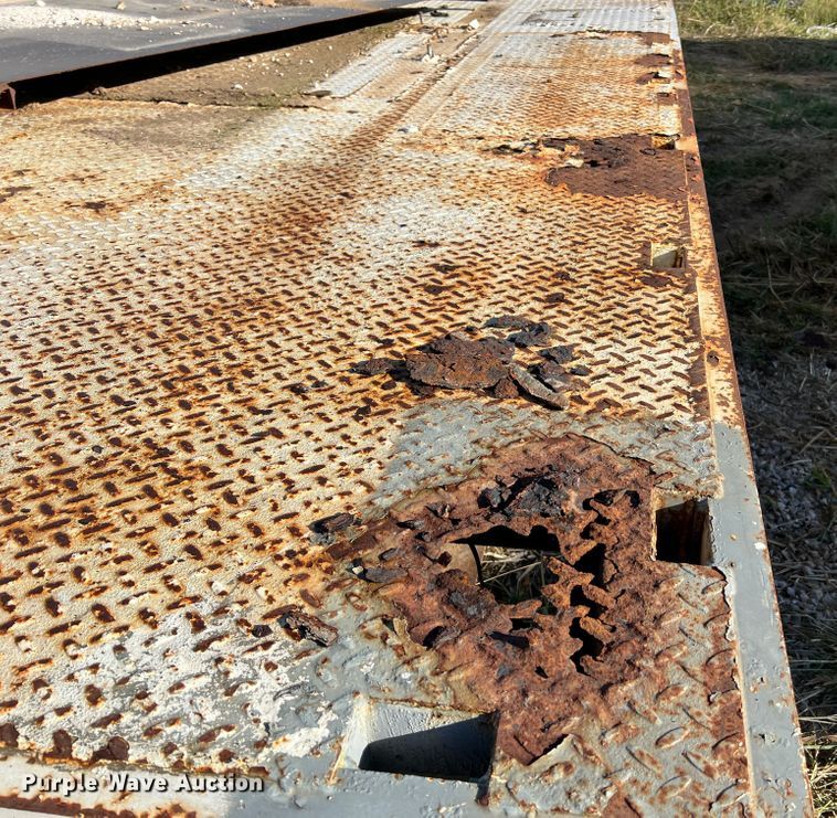 image for item MR9917 Flat bed