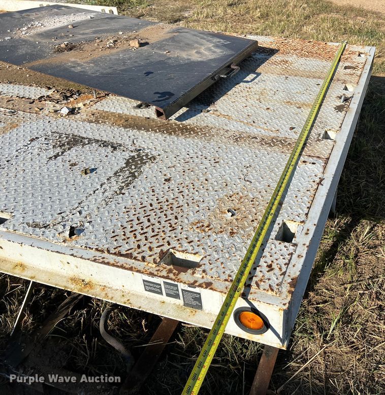 image for item MR9917 Flat bed