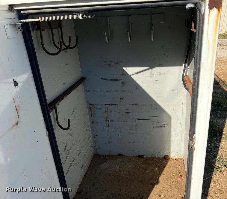 image for item MR9917 Flat bed