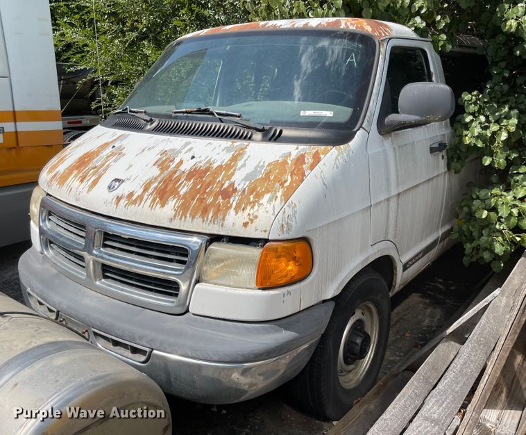 image for item MU9218 2001 Dodge Ram 3500  van