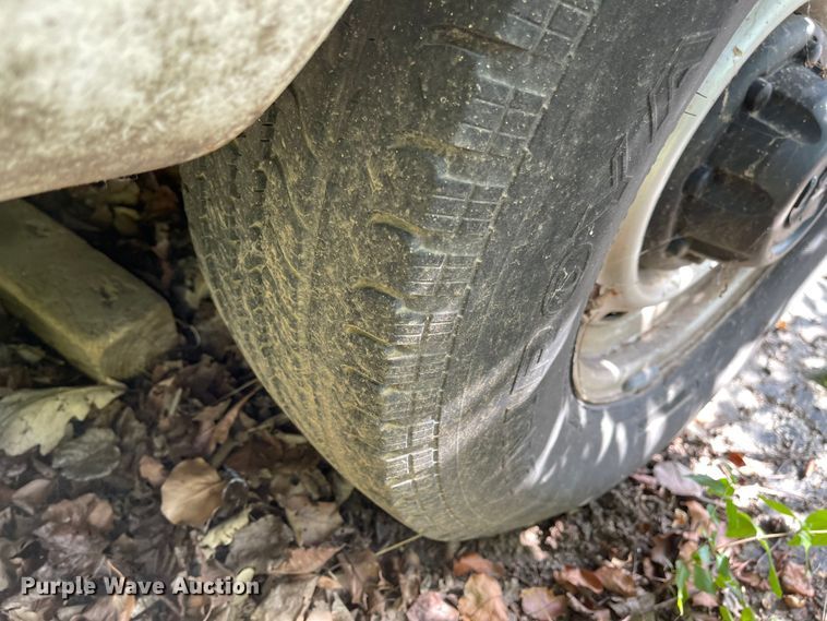 image for item MU9218 2001 Dodge Ram 3500  van