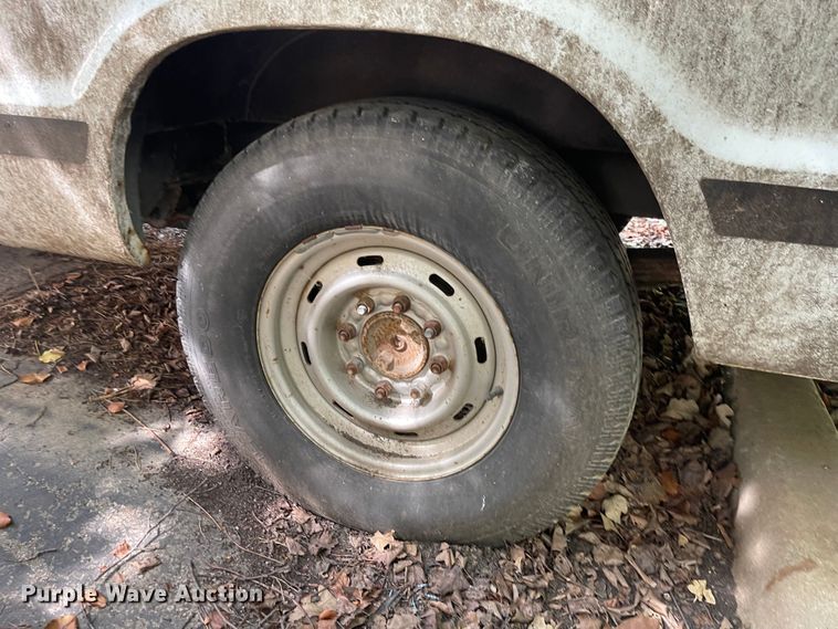 image for item MU9218 2001 Dodge Ram 3500  van