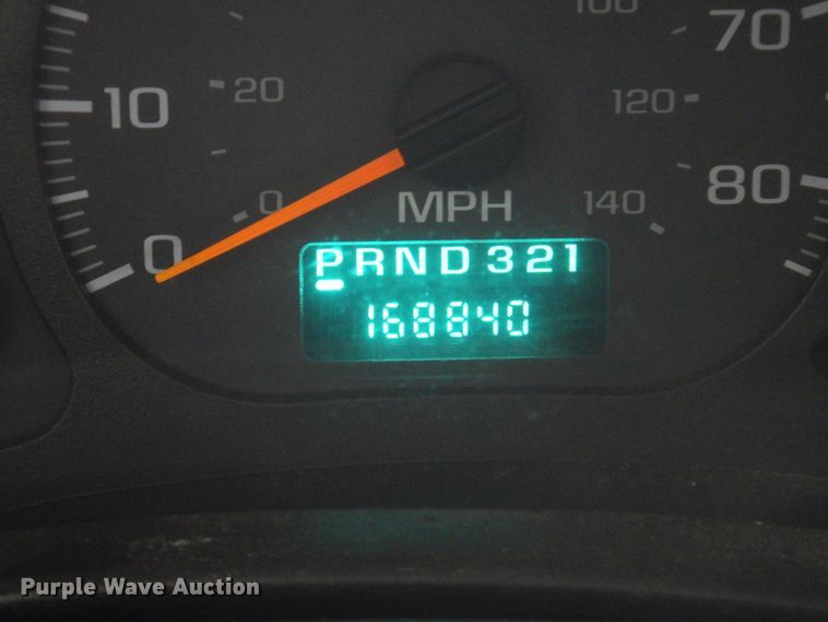 image for item MU9756 2007 Chevrolet C5500  shuttle bus