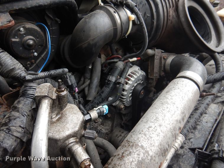 image for item MU9756 2007 Chevrolet C5500  shuttle bus