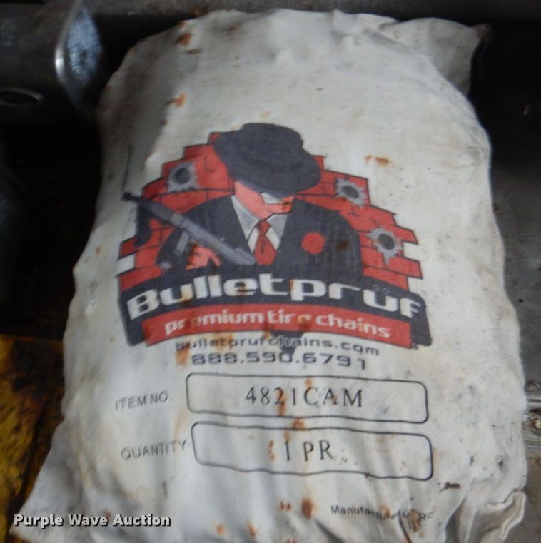 image for item MU9756 2007 Chevrolet C5500  shuttle bus