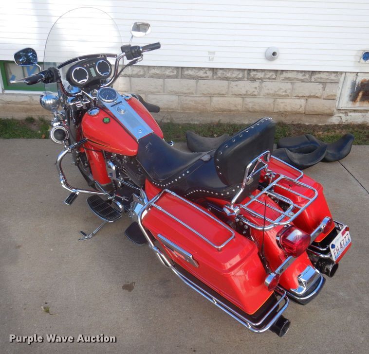 image for item MU9761 2004 Harley Davidson Road King  motorcycle