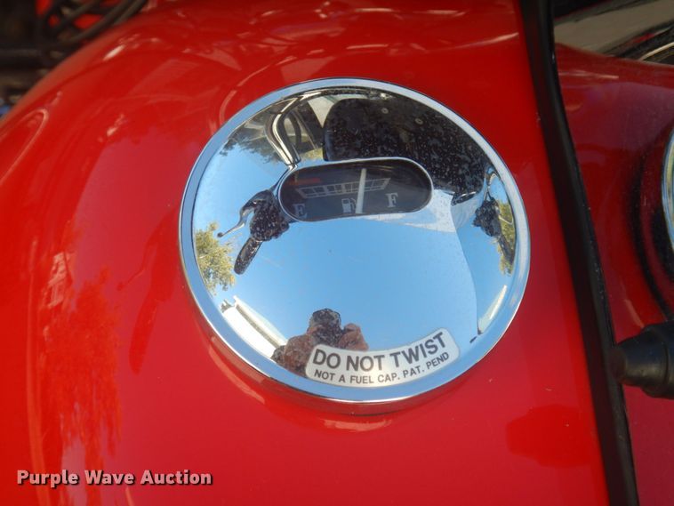 image for item MU9761 2004 Harley Davidson Road King  motorcycle