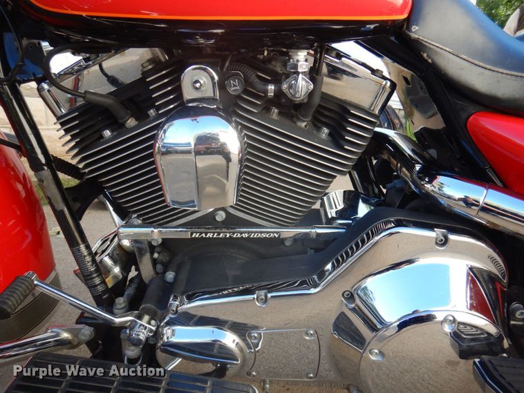 image for item MU9761 2004 Harley Davidson Road King  motorcycle