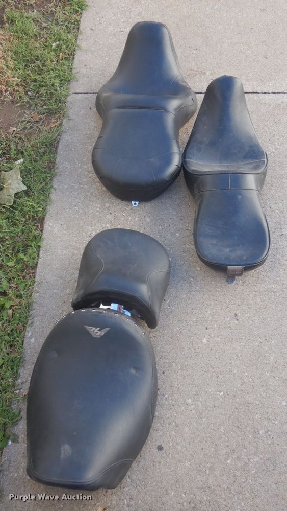 image for item MU9761 2004 Harley Davidson Road King  motorcycle