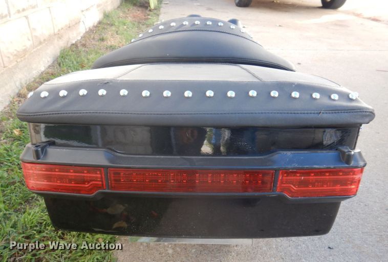 image for item MU9761 2004 Harley Davidson Road King  motorcycle