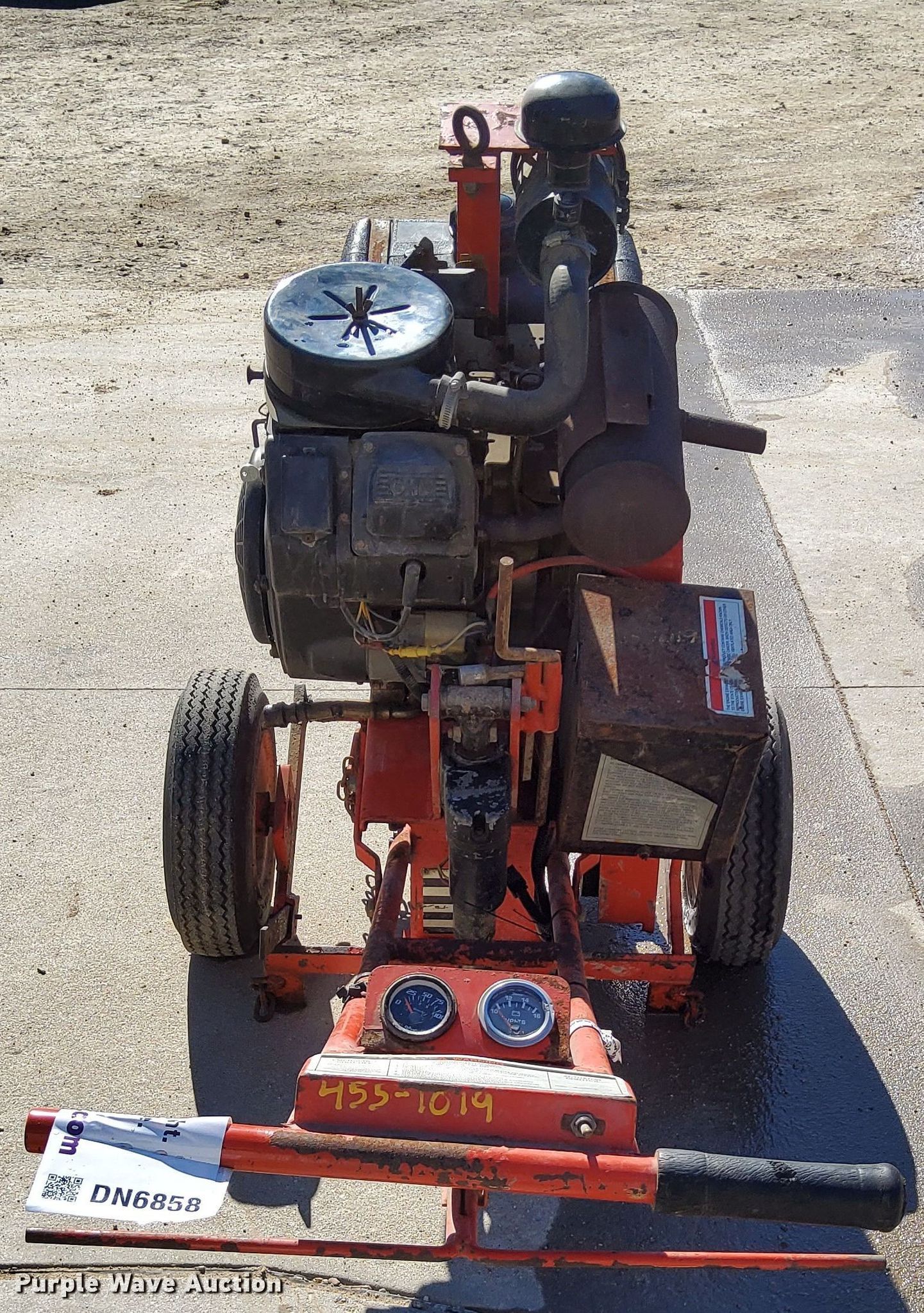 Crafco 200 crack router in Manhattan, KS | Item DN6858 sold | Purple Wave