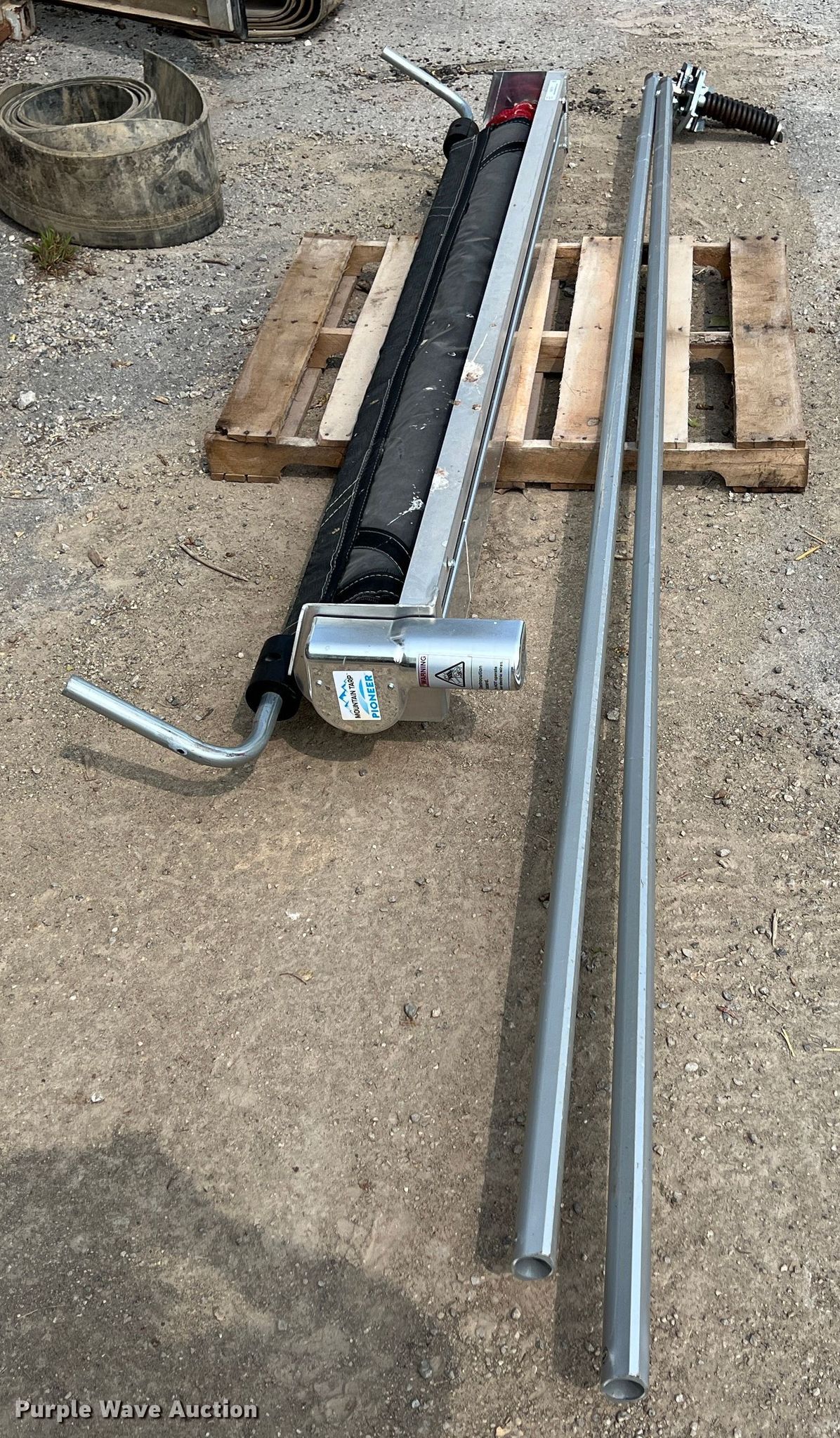 Mountain Tarp Pioneer roll tarp in Humboldt, KS Item IA9174 sold