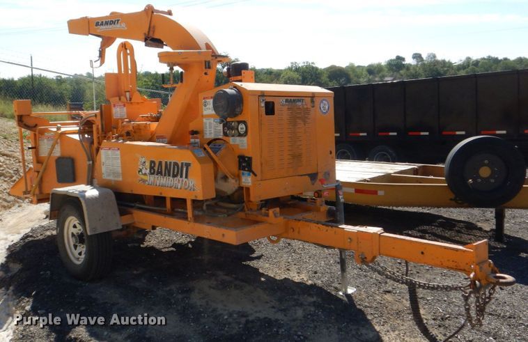 image for item DH7512 2012 Bandit 990XP  wood chipper