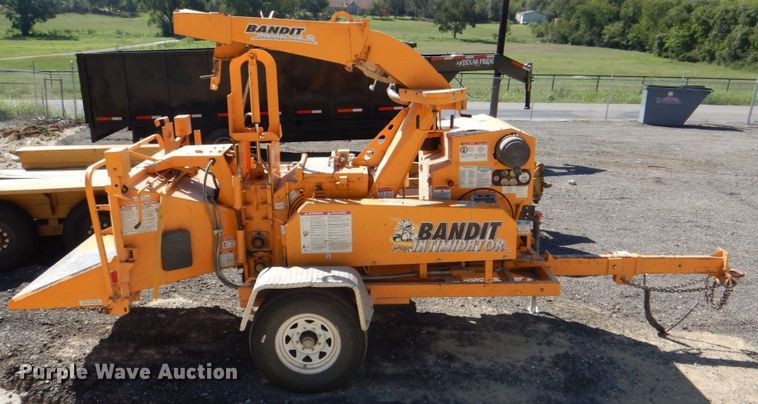 image for item DH7512 2012 Bandit 990XP  wood chipper