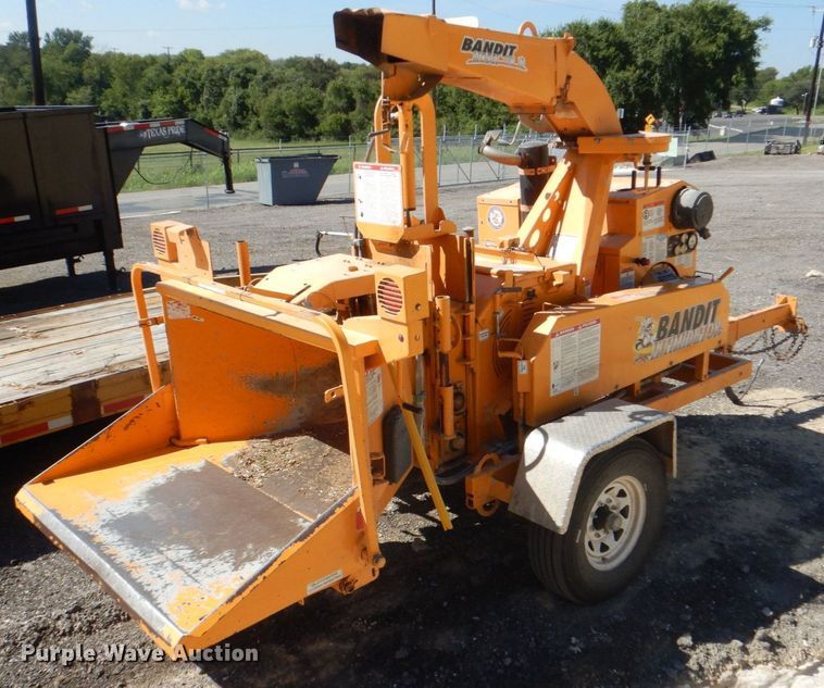 image for item DH7512 2012 Bandit 990XP  wood chipper